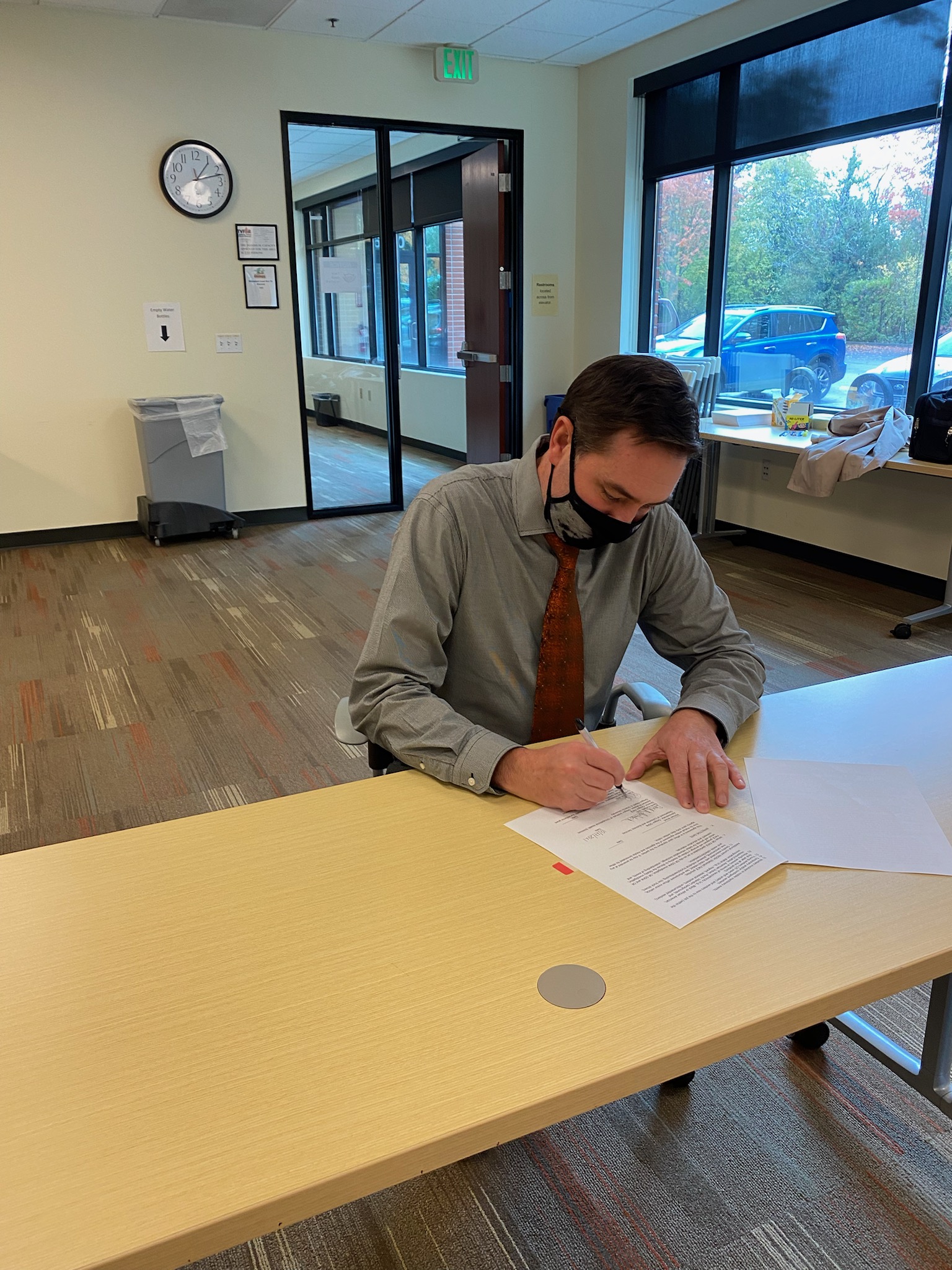 Ryan Olson singing agreement, 2021